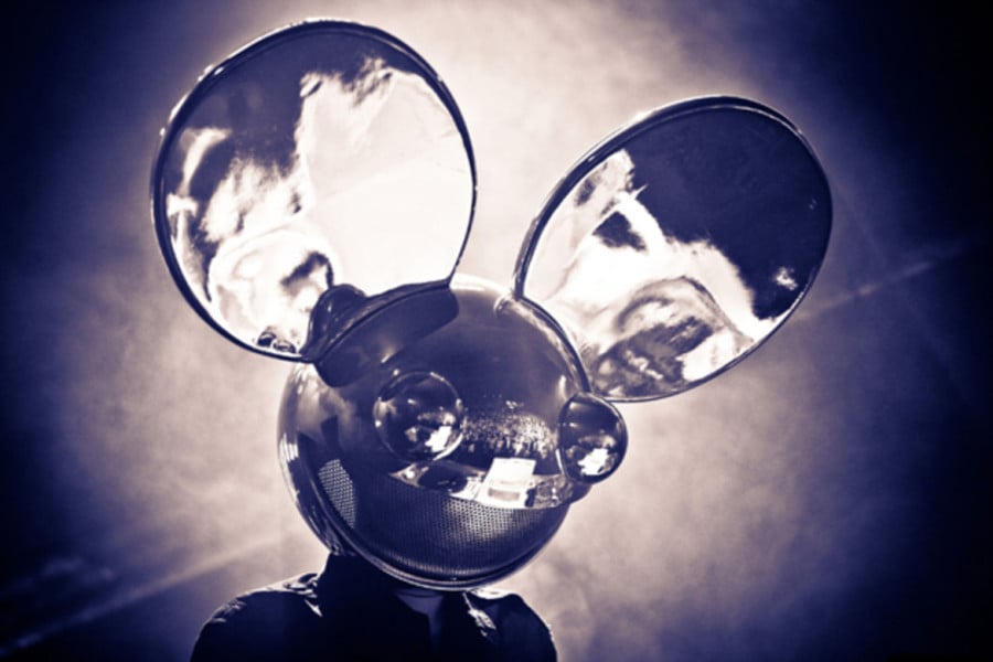 Read more about the article Deadmau5-founded Pixelynx launches KORUS AI music project in partnership with Beatport