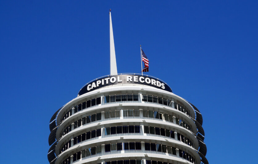 Which US investor might soon buy 10 of Universal Music Group?