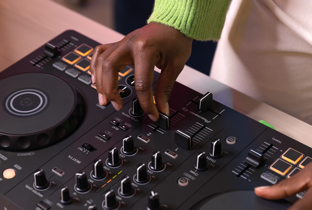 Music tech company InMusic considering legal action over Pioneer DJ parent's takeover of Serato - Vimarsana News